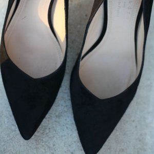 Sandro Daphnee V-cut pumps